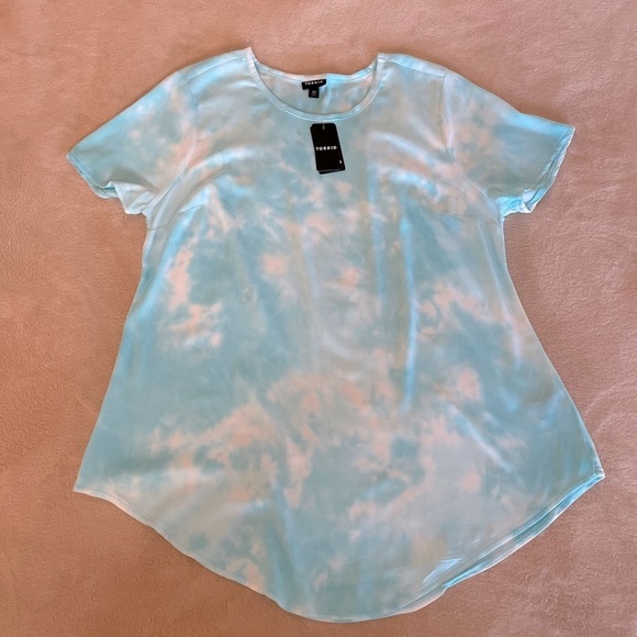 Torrid Soft Short Sleeve Cloud Top - Size 00 (M) - Picture 8 of 13